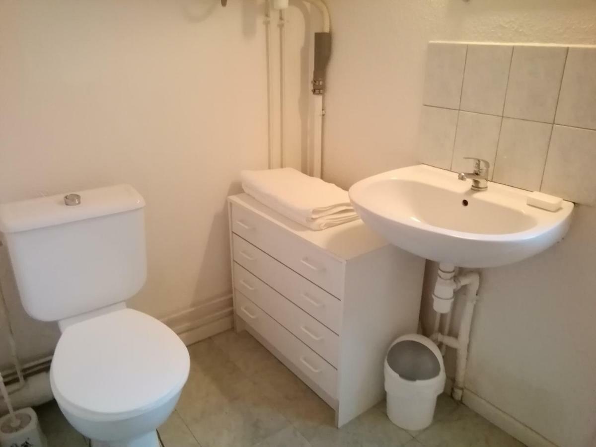 Apartament Studio Mansarde A Oyonnax Zewnętrze zdjęcie